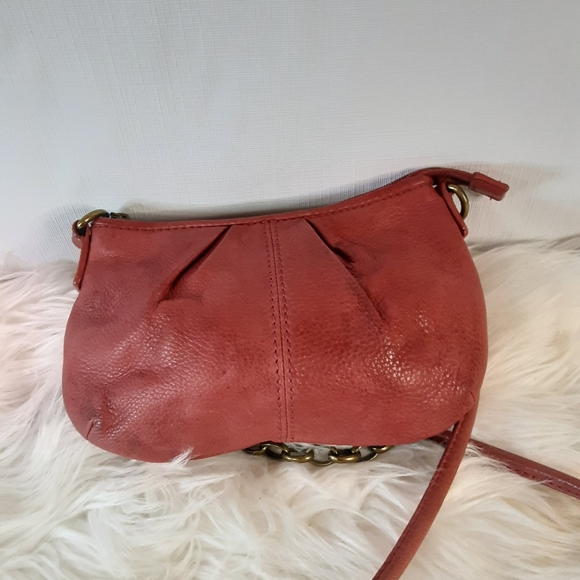 Fossil Small Leather Cross body bag 9" W X 7" W - Picture 2 of 2